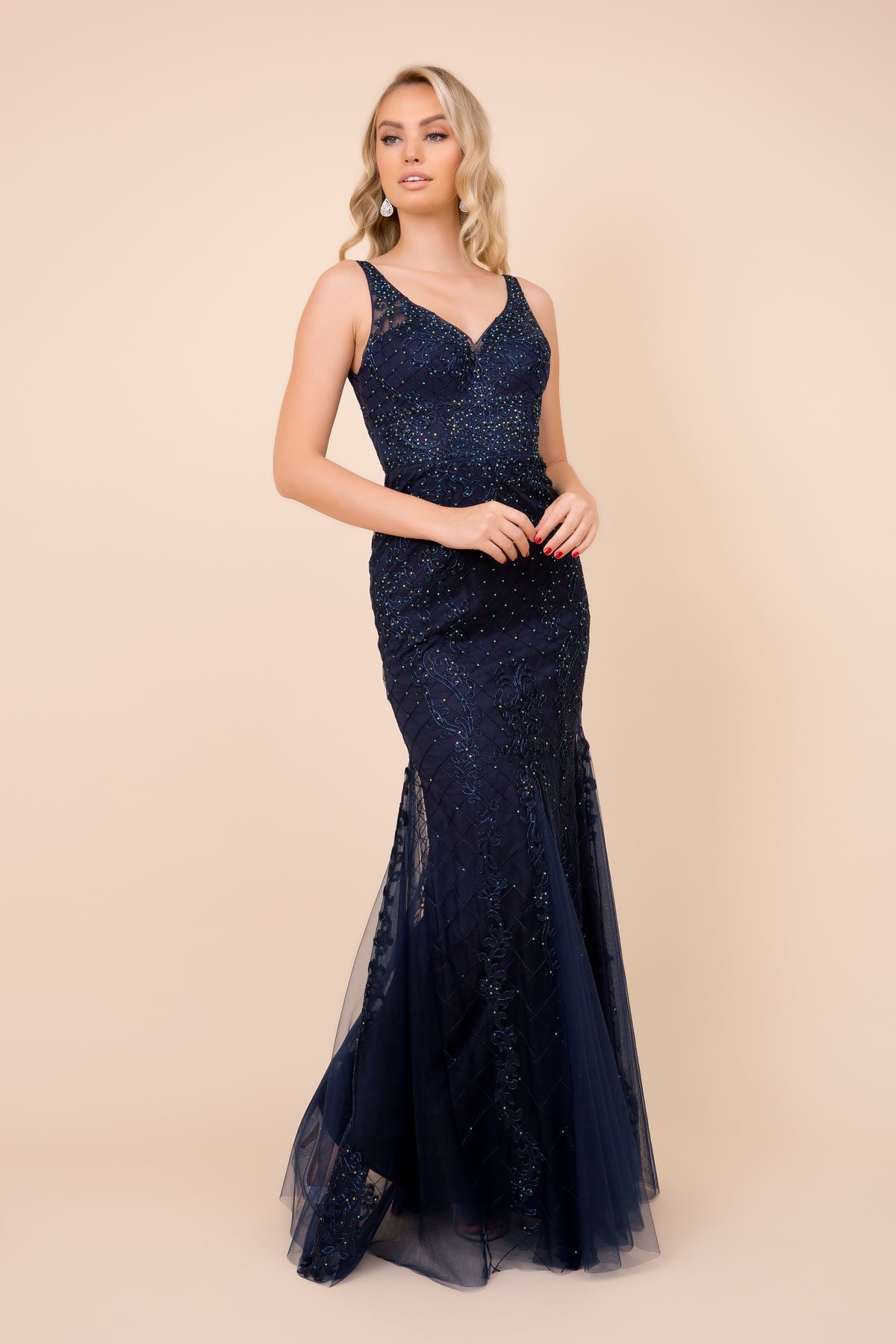 LONG SLEEVELESS MERMAID DRESS WITH DEEP V-NECK