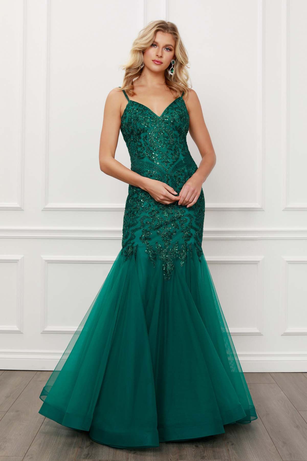 LACE FIT-AND-FLARE GRAPHIC DETAILED LACE AND SEQUIN MERMAID GOWN