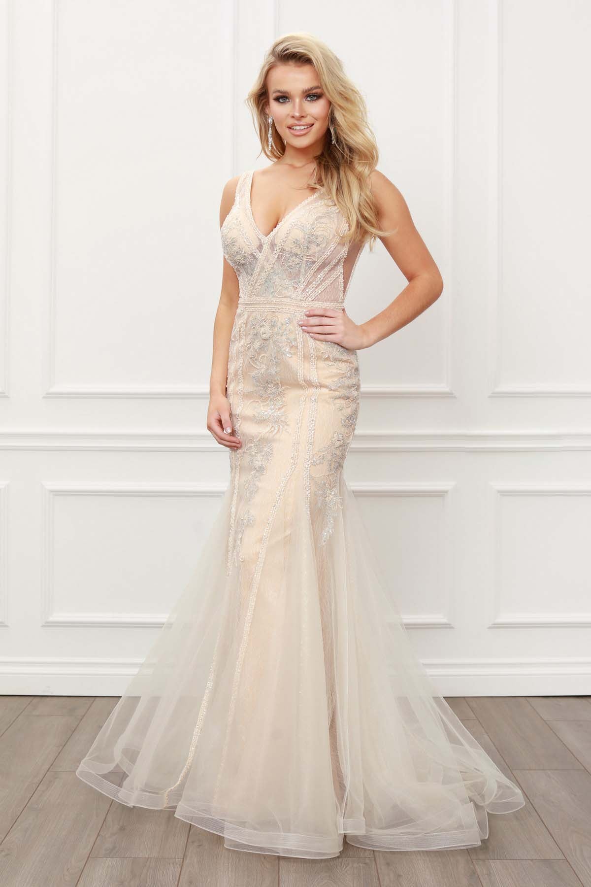 SLEEVELESS V NECK SEQUIN EMBELLISH LACE APPLIQUES MERMAID GOWN