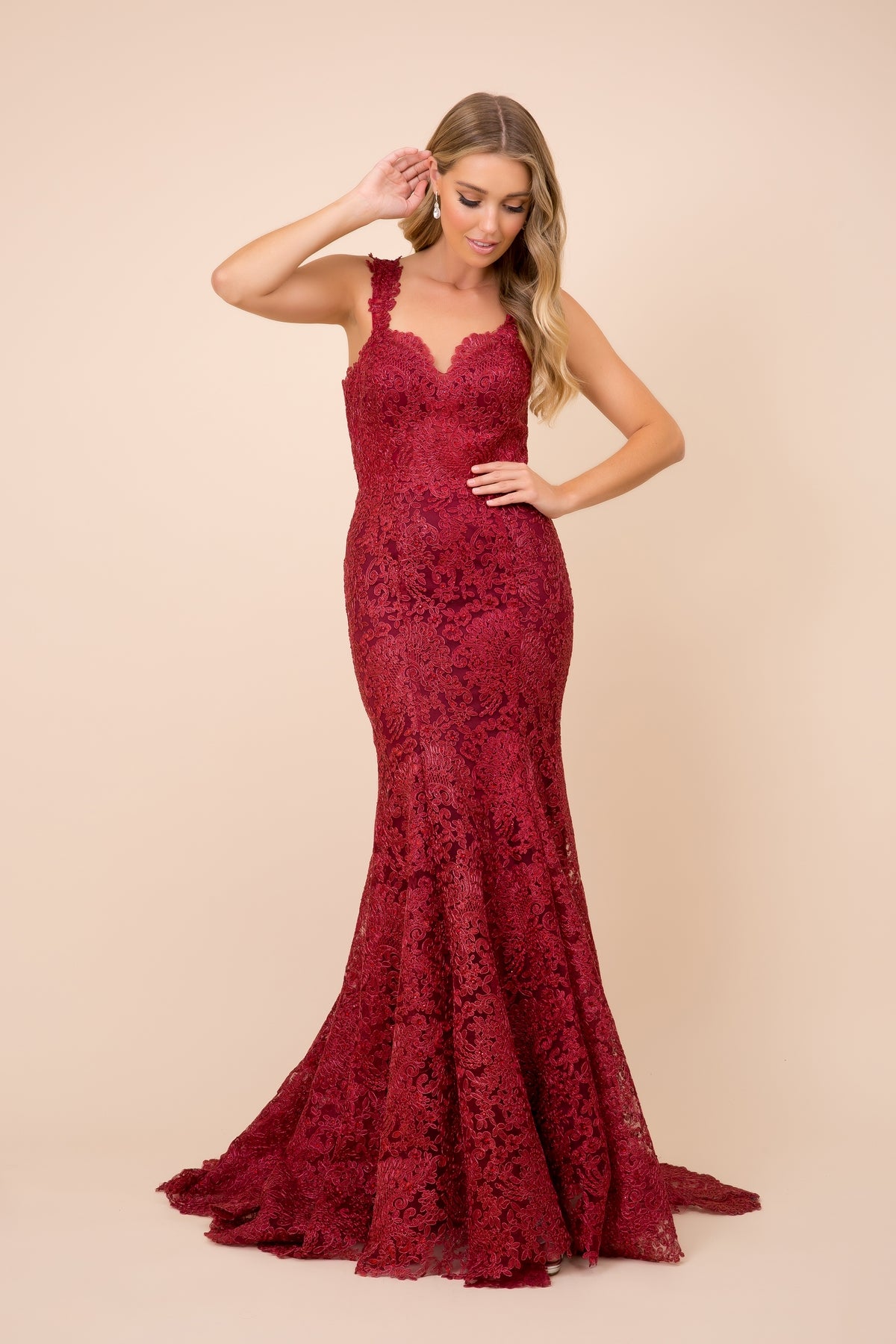 EMBELLISHED LACE MERMAID DRESS